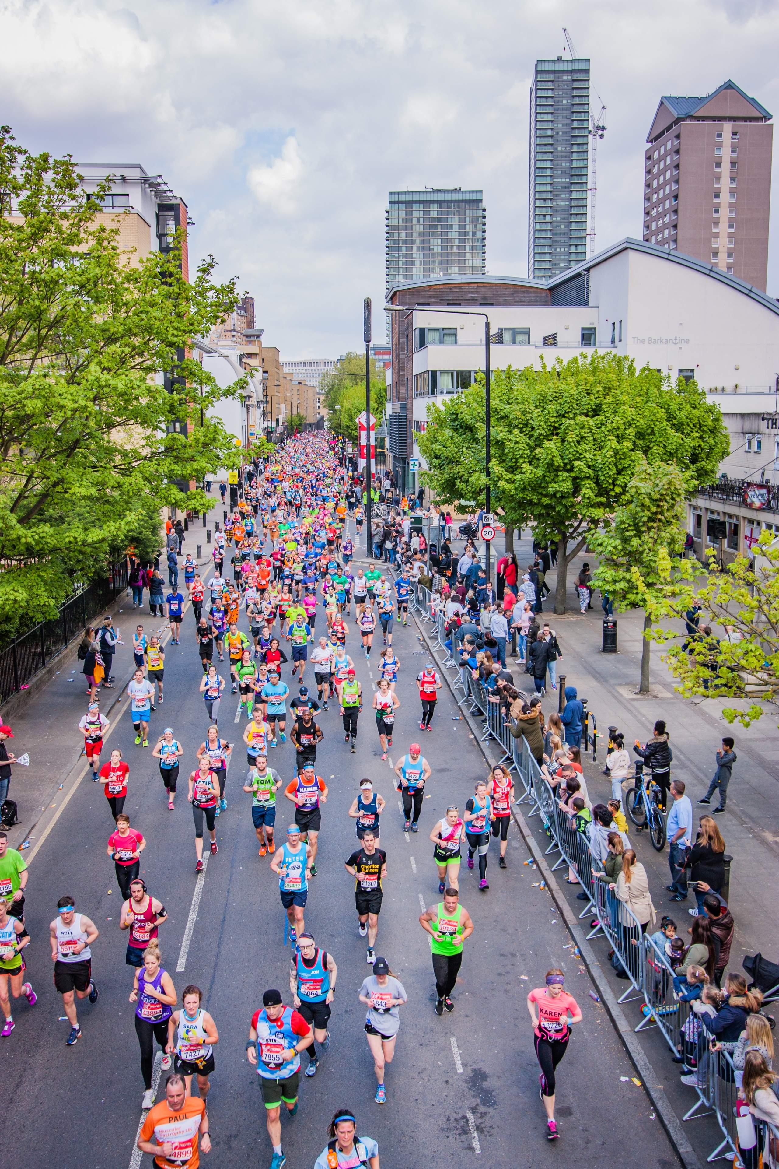 Runners on the course of 2017 London Marathon!