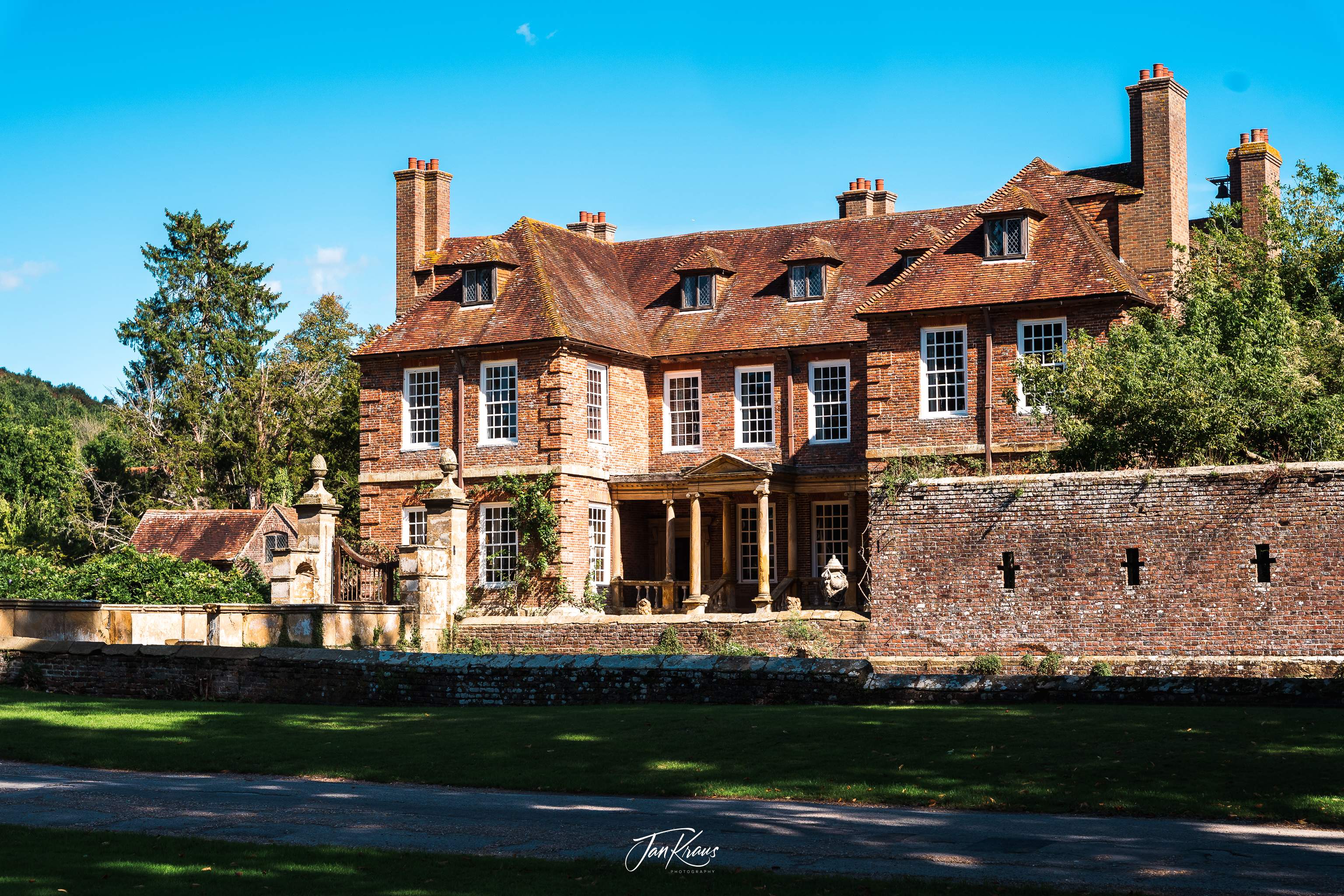 Groombridge Place manor, Kent, England, UK