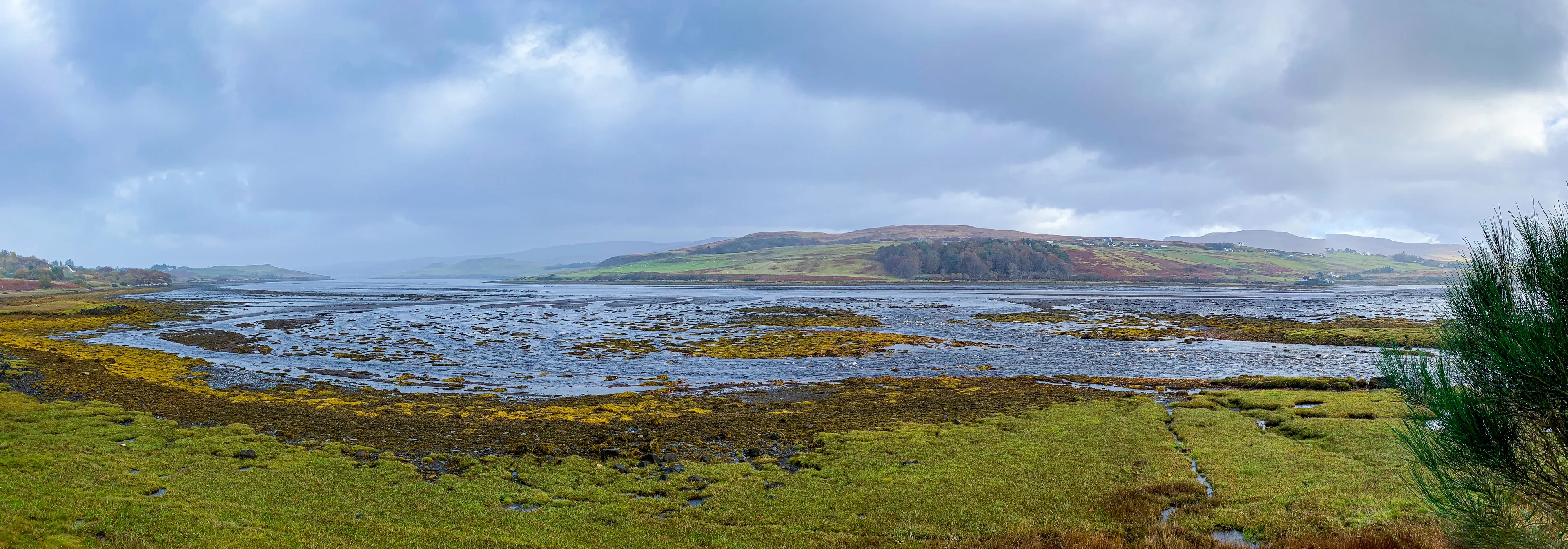 Another panoramia shot somewhere in the Duirinish peninsula, Isle of Skye, Scotland, UK