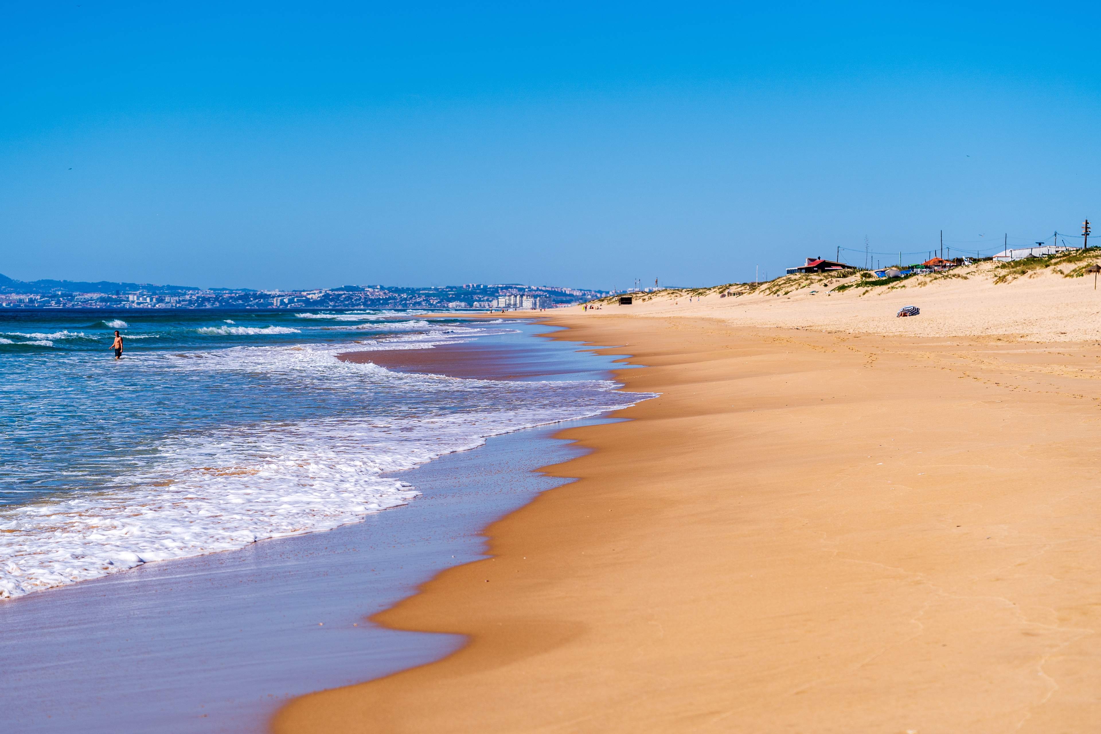 Praia da Costa da Caparica, Portugal